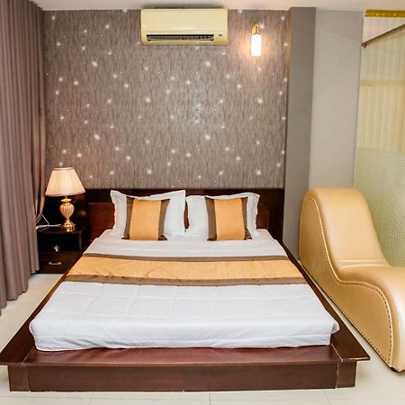 Cali Hotel Кан То Екстериор снимка
