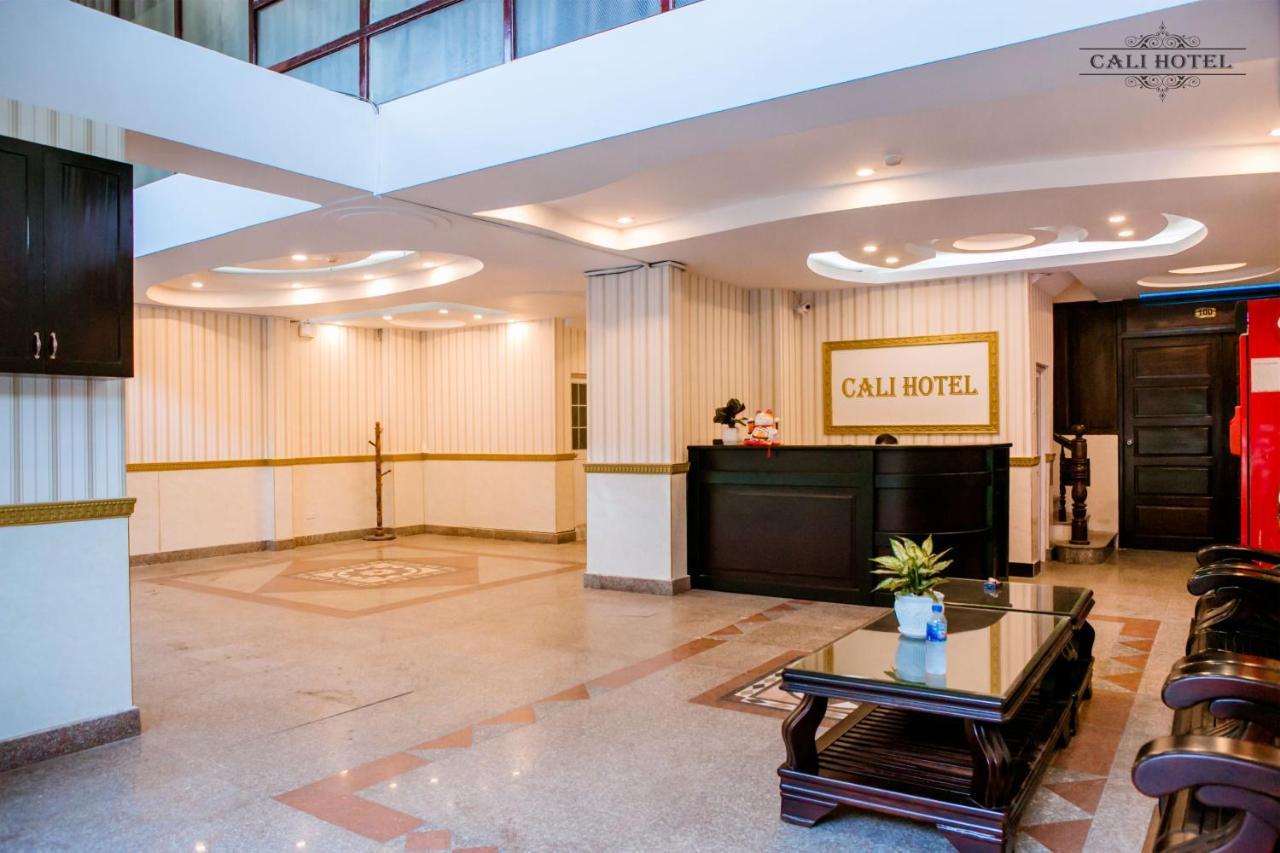 Cali Hotel Кан То Екстериор снимка