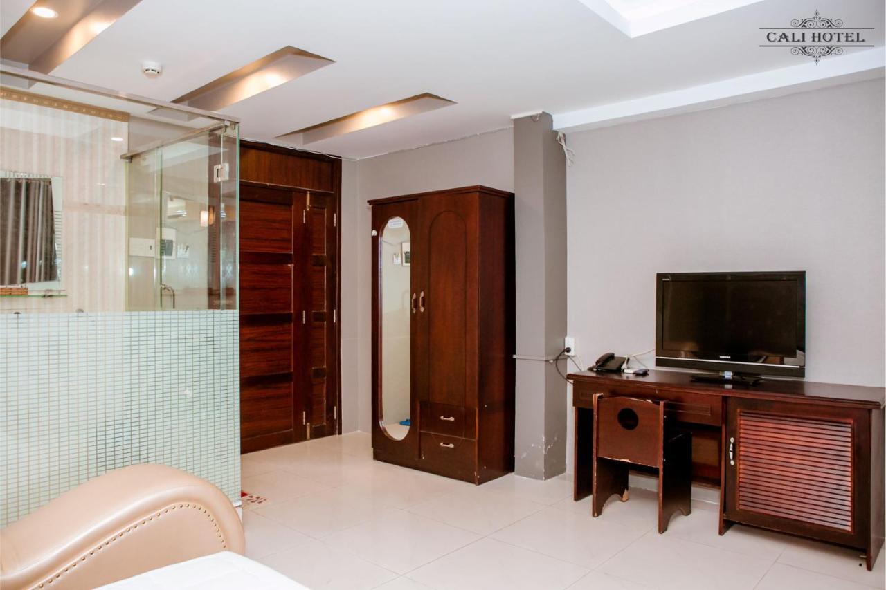 Cali Hotel Кан То Екстериор снимка