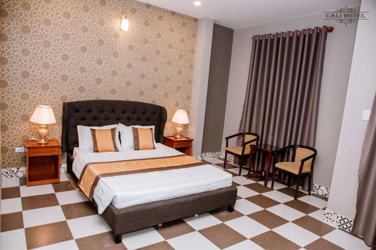 Cali Hotel Кан То Екстериор снимка
